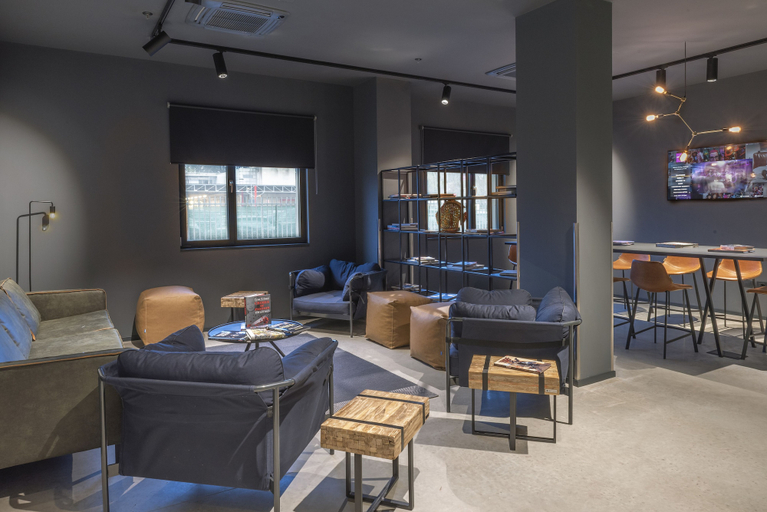 Food & Drinks 5, Moxy Milan Linate Airport, Milano