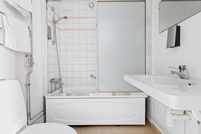 Bathroom 4, Best Western Hotell SoderH, Söderhamn