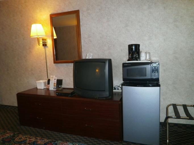 Others 4, Richmond Inn & Suites, Wayne