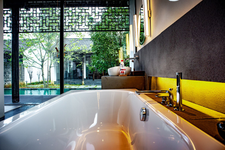 Bathroom 4, Kayumanis Yangshuo Private Villa & Spa, Guilin