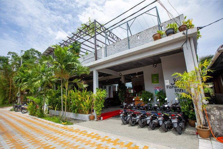 Exterior & Views 2, Joe Fisherman Inn, Manjung
