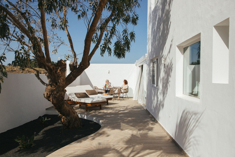 Exterior & Views 2, Alava Suites, Las Palmas