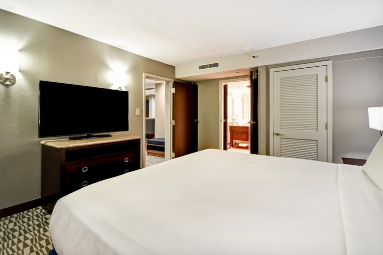 Bedroom 4, DoubleTree by Hilton Hotel Augusta, Richmond
