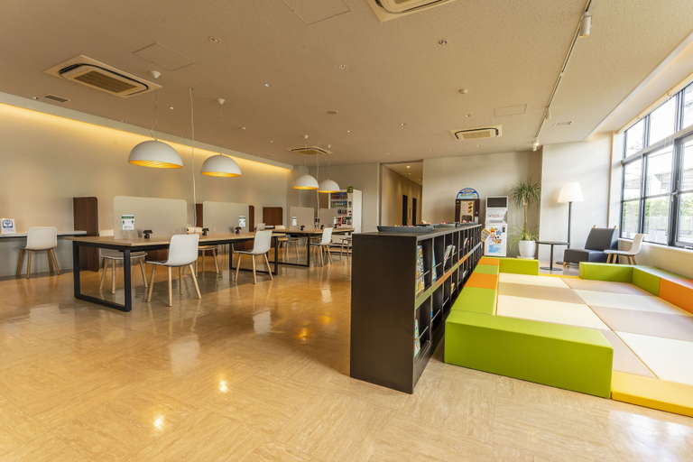 Food & Drinks 2, CVS Bay Hotel, Edogawa
