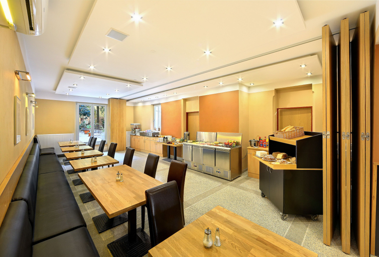 Food & Drinks 5, Residence Bene, Praha 7