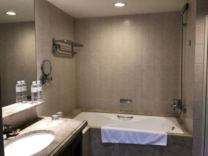 Bathroom 5, Hotel Royal Hsinchu, Hsinchu City