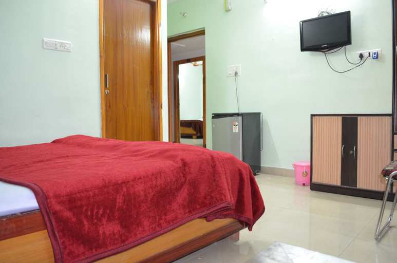 Bedroom 4, Ta-Tin, Barddhaman