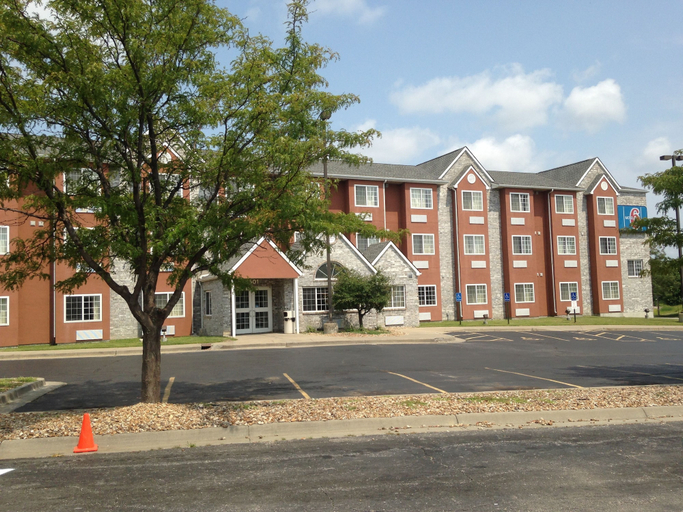 Exterior & Views 2, Motel 6 Olathe, KS, Kansas City