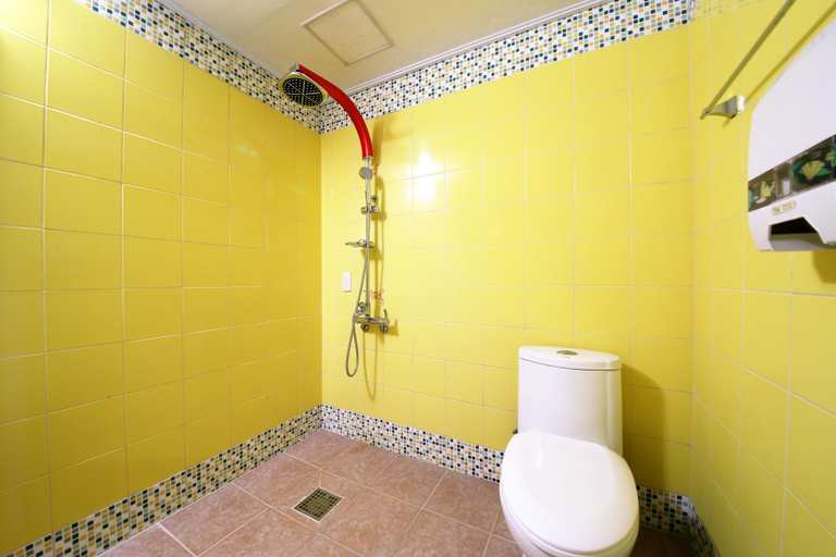 Bathroom 5, Sense Motel, Sasang