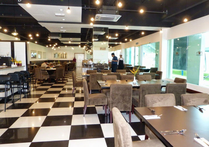 Food & Drinks 5, Marina Island Apartment, Manjung
