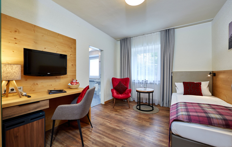 Bedroom 3, Berghotel Hammersbach, Sure Hotel Collection by Best Western, Garmisch-Partenkirchen