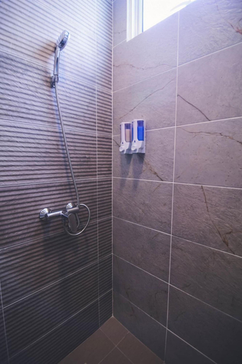 Bathroom 4, Aman Hills Hotel, Bandar Seri Begawan