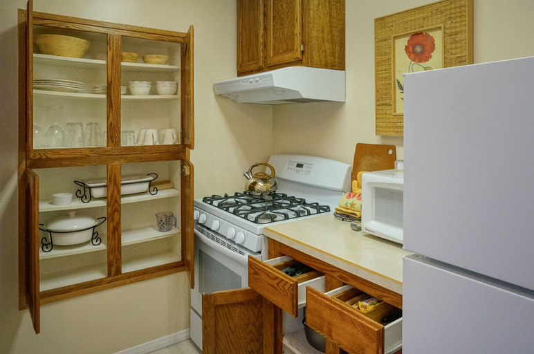 Others 5, Harbor House Inn, Santa Barbara