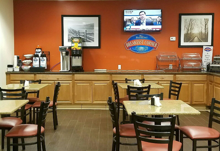 Food & Drinks 5, Baymont by Wyndham Midland Airport, Midland