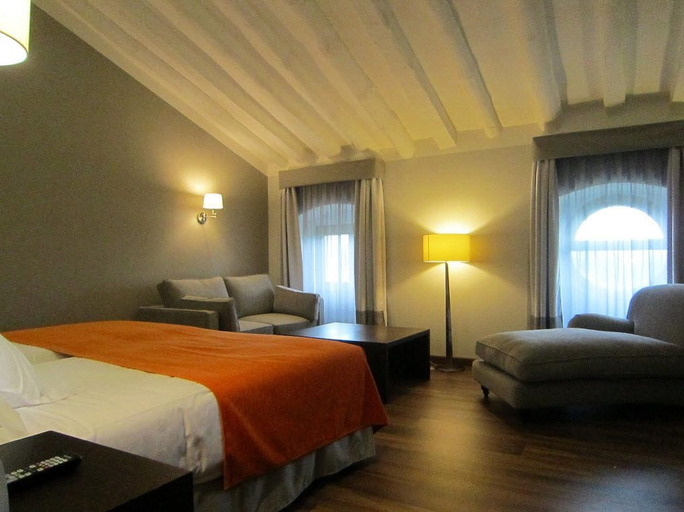 Bedroom 3, Hotel Termas - Balneario Termas Pallarés, Zaragoza