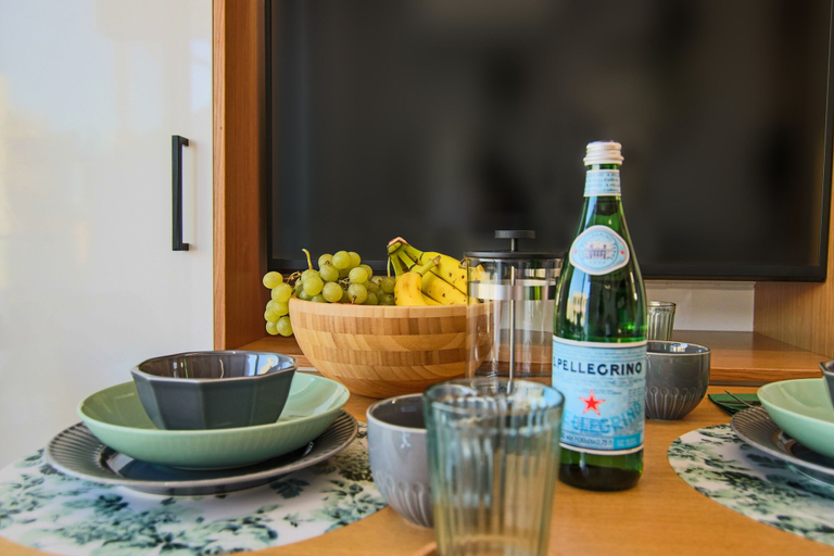 Food & Drinks 4, Phaedrus Living: Seaside Luxury Flat Athina 109