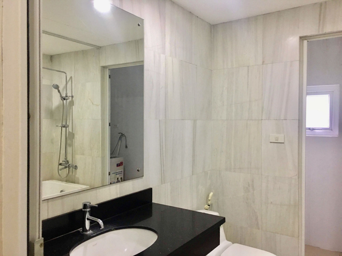 Bathroom 3, Greenland Apartment, Đống Đa
