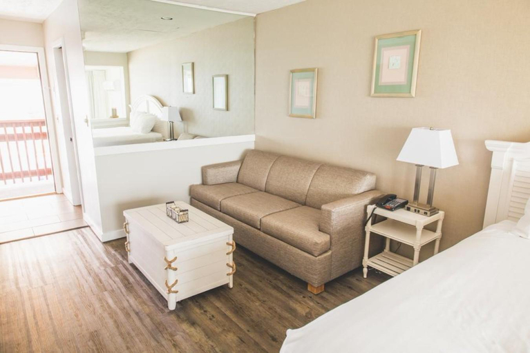 Bedroom 2, The Surf Club Oceanfront Hotel, Sussex