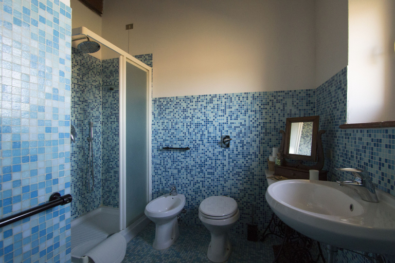 Bathroom 4, Agriturismo La Morosina, Milano