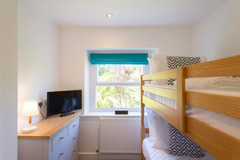 Bedroom 3, Tregenna Castle Resort, Cornwall