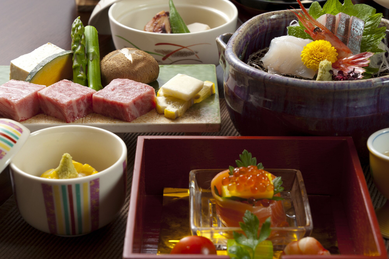 Food & Drinks 3, Tatsunokuchi Onsen Tagawa Ryusenkaku, Nomi