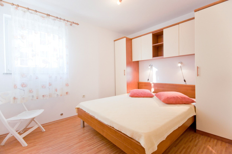 Bedroom 2, Bellistra Apartments Rabac, Labin