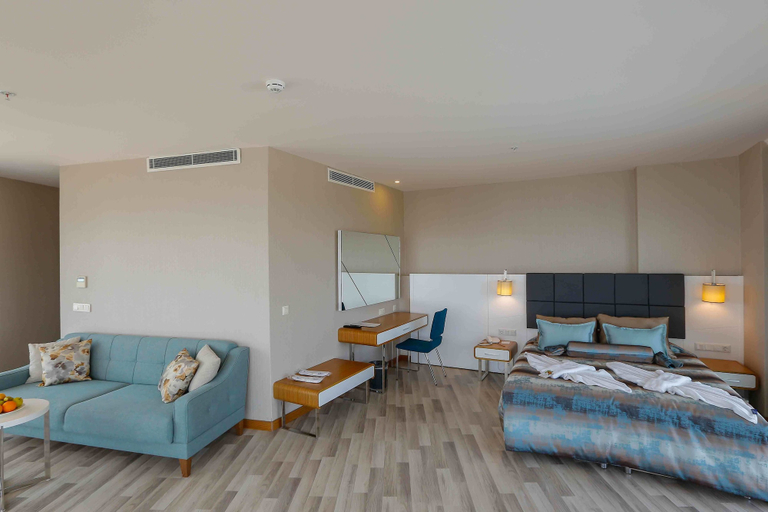 Bedroom 3, Hotel Xoria Deluxe, Alanya