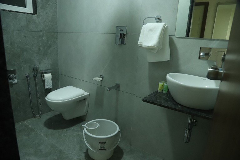 Bathroom 4, Hotel Sai Inn, Narmada