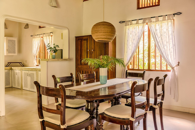 In-room dining, Tisara Villas, Habaraduwa