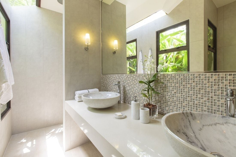 Bathroom, The Beach House, Ko Samui
