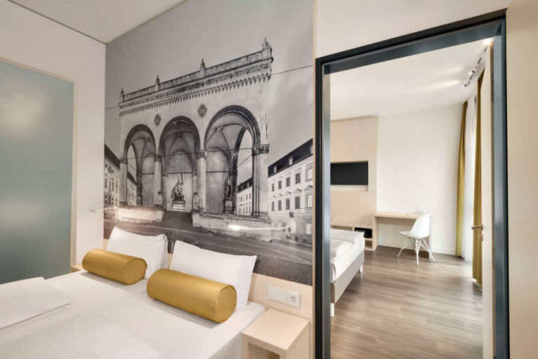 Bedroom 3, Super 8 by Wyndham Munich City North, München