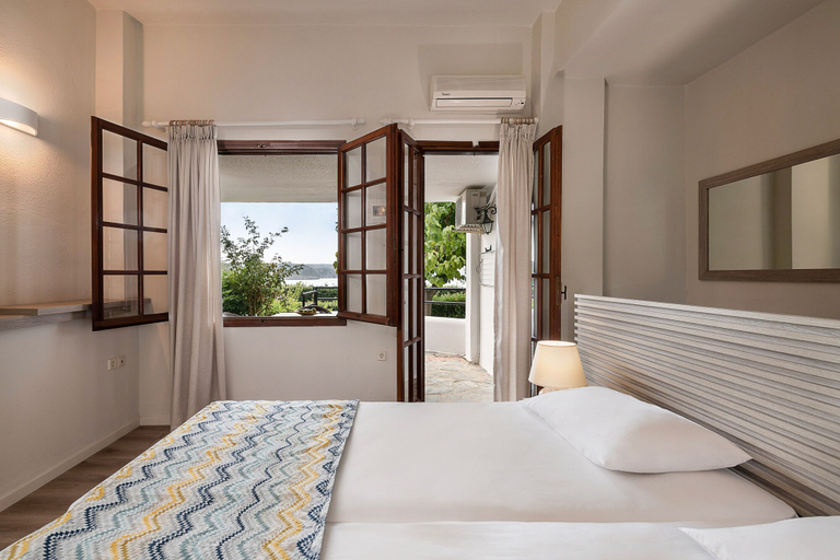 Bedroom 5, Alianthos Suites, Crete