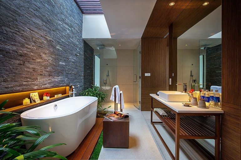 Bathroom 4, Luxury Pool Villa Resort, Da Nang