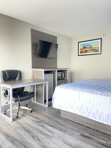 Bedroom 3, Knights Inn Nashville, Davidson