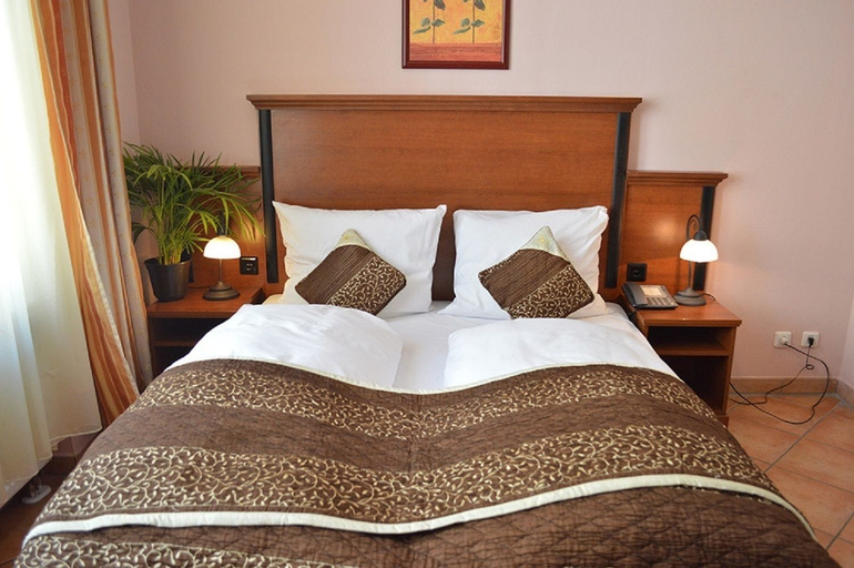Bedroom 6