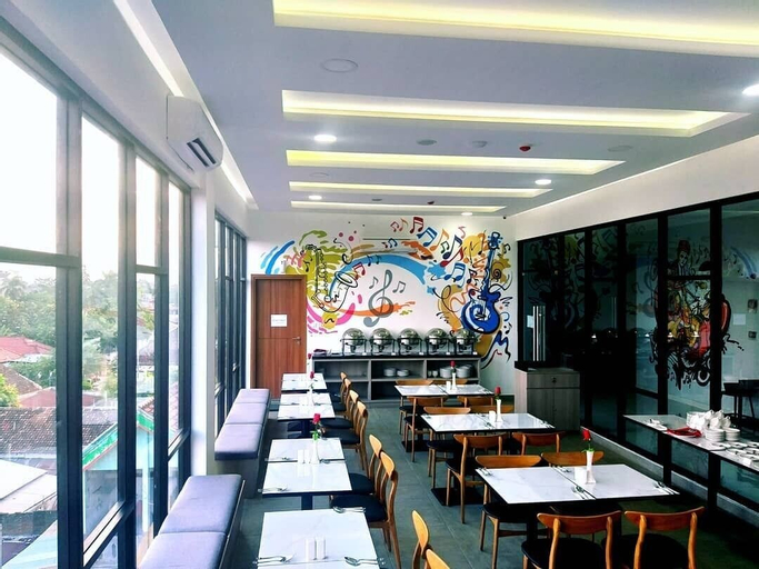 Food & Drinks 2, Front One Hotel Tulungagung, Tulungagung