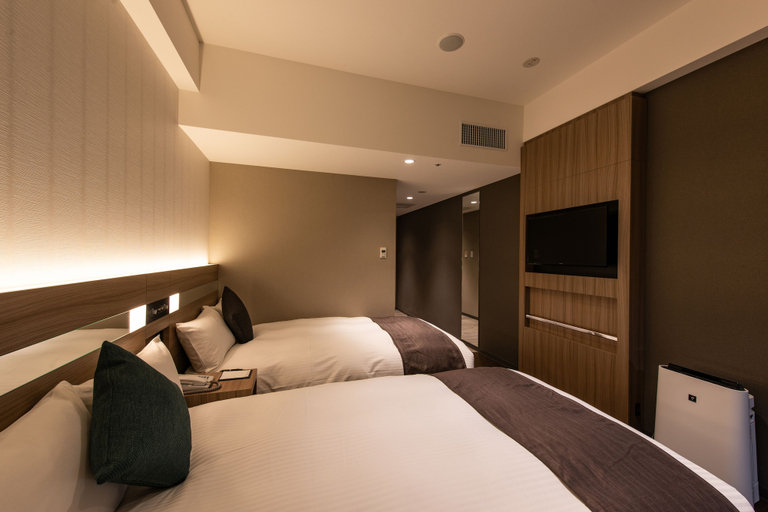 Bedroom 3, Hotel Hewitt Koshien, Nishinomiya
