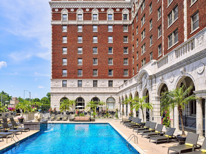 Exterior & Views 2, The Royal Sonesta Chase Park Plaza St. Louis, Saint Louis