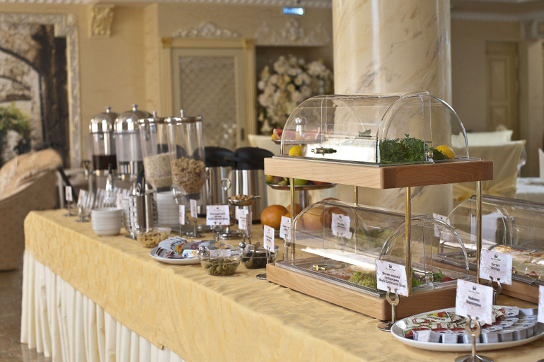 Food & Drinks 5, Amici Grand Hotel, Krasnodar gorsovet