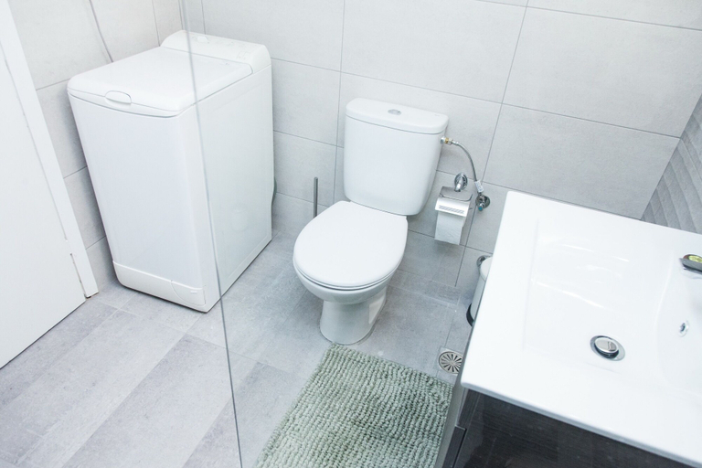 Bathroom 5, Modern beauty in central area, Attica