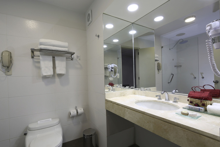 Bathroom 5, Casa Andina Premium Piura, Piura