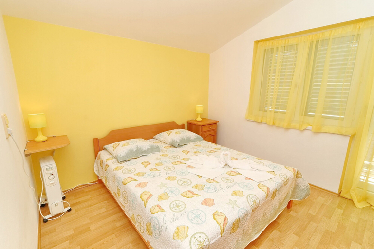 Bedroom 2, Apartments Villa Michele, Orebić