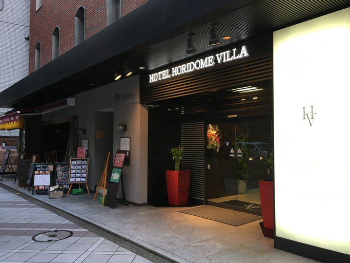 Exterior & Views 17