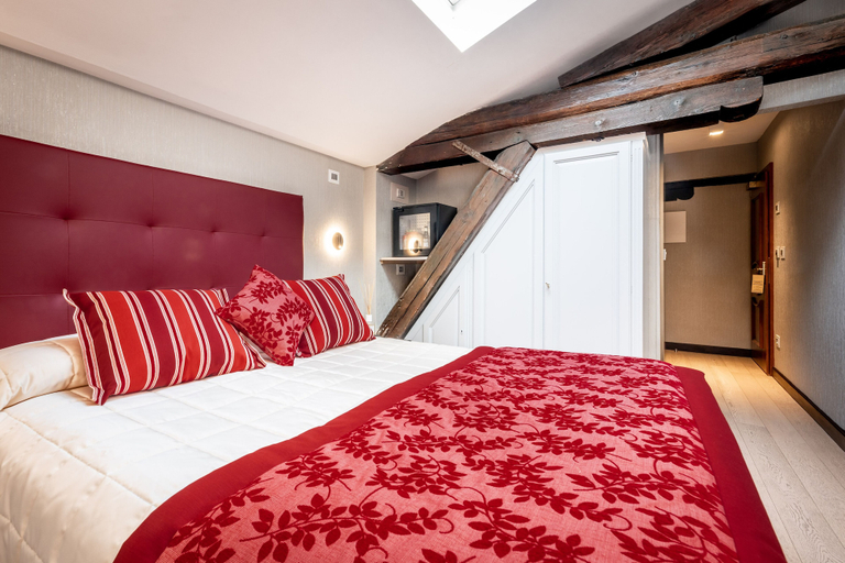 Bedroom 3, Villa Madruzzo, Trento