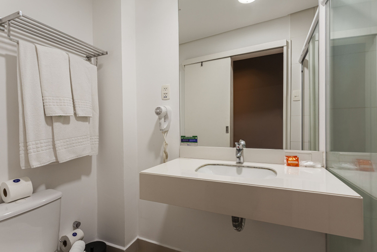 Bathroom 3, Marambaia Hotel & Convenções, Balneário Arroio do Silva