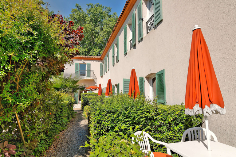 Exterior & Views 2, Best Western l'Orangerie, Gard