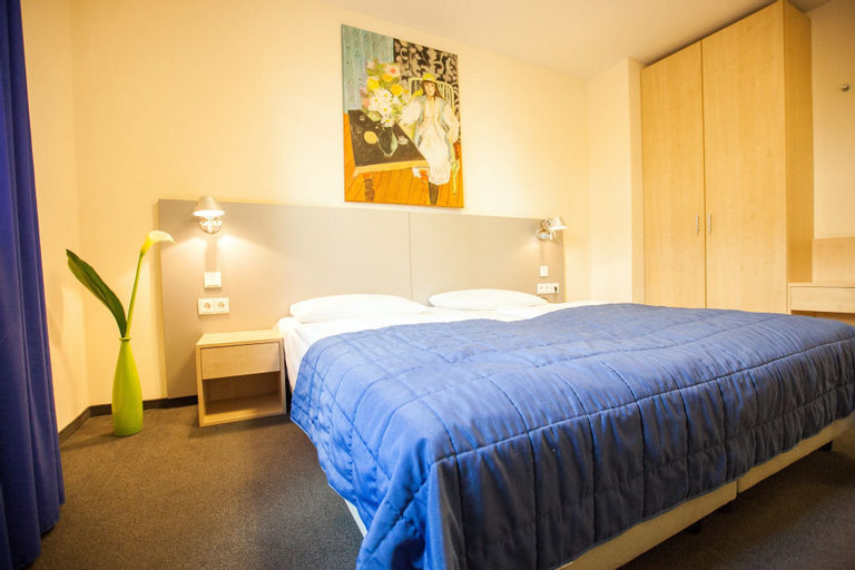 Bedroom 4, Hotel Münchner Hof, Frankfurt am Main