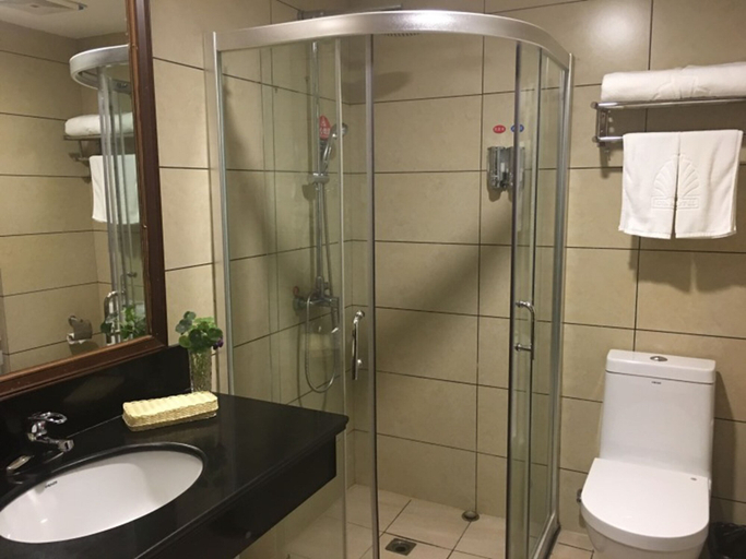 Bathroom 4, GreenTree Alliance Nanping Yanping District Xinjian Road Hotel, Nanping
