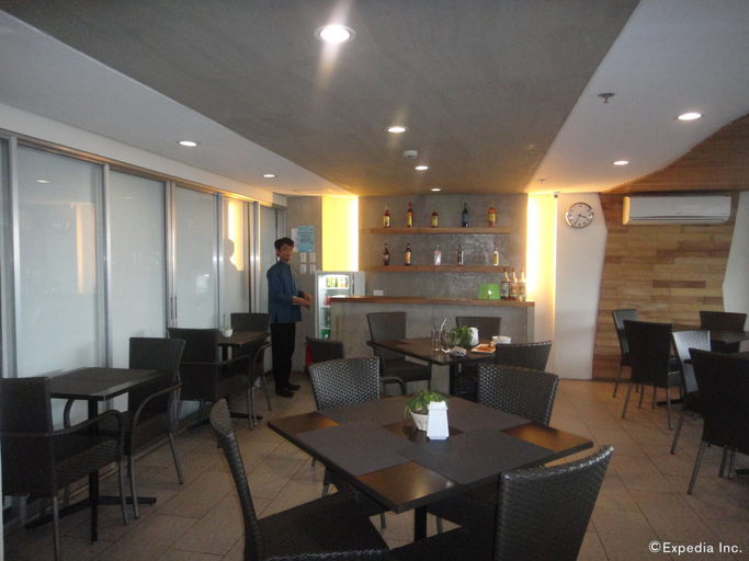 Food & Drinks 5, Cebu R Hotel Mabolo, Cebu City