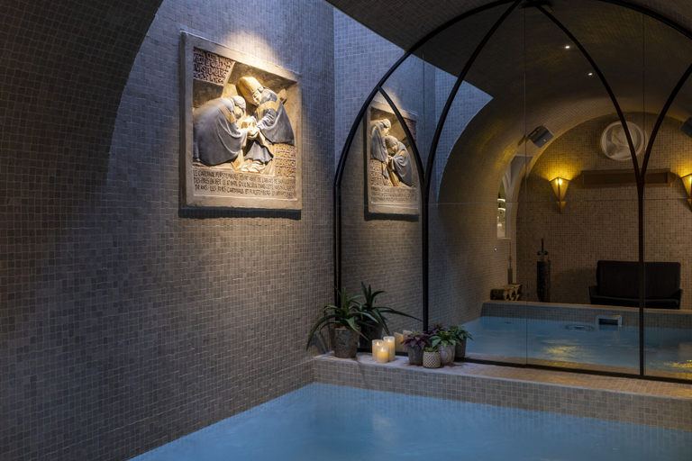 Sport & Beauty 3, Maison Cardinal Furstemberg, Paris